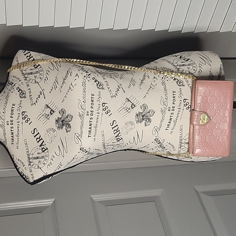 Gucci GG Guccissima Continental Wallet - Picture 2 of 16